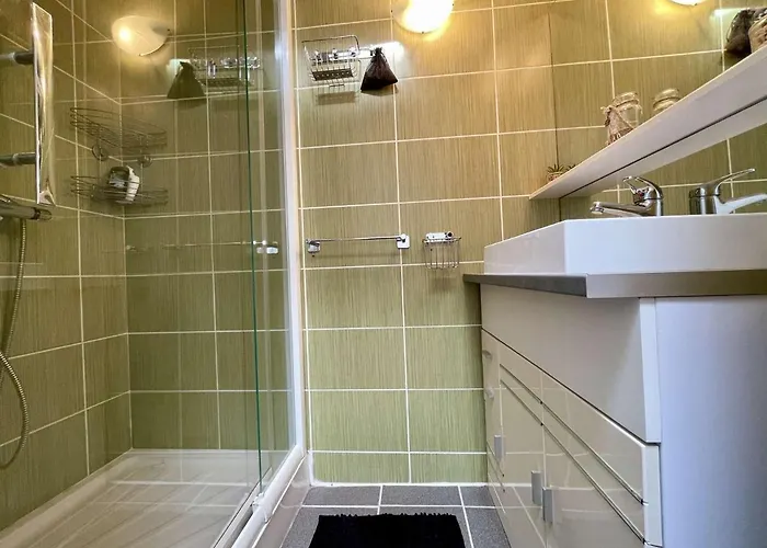 Maison Calme 2 Chambres, Proche Plage, Wifi, Parking - Fr-1-246a-193 * Saint-Pierre-d'Oleron